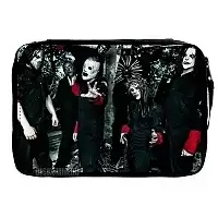   American heavy metal band Slipknot