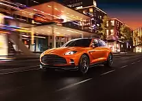   Aston Martin DBX707