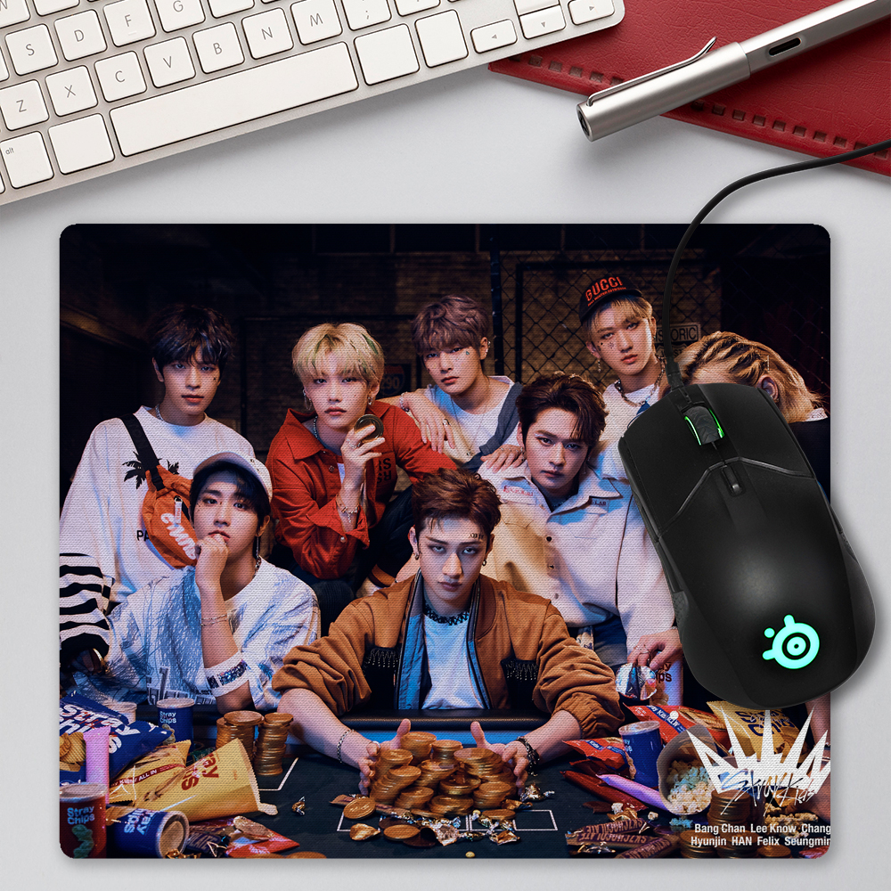 Посмотреть большое фото Коврик для мышки прямоугольный Stray Kids Фотография большая Коврик для мышки прямоугольный Stray Kids из аниме и манги Stray Kids / Стрэй Кидс