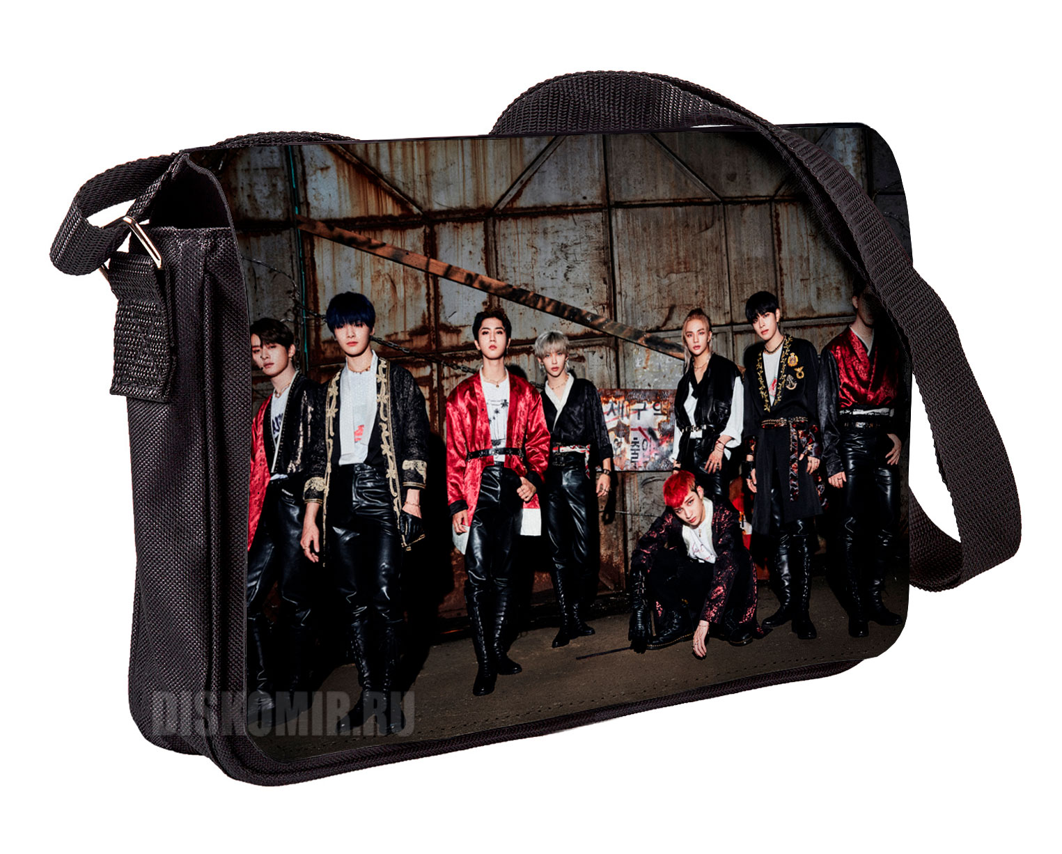 ���������� ������� �����-����������� ���-���� Stray Kids �� ����� � ����� Stray Kids / ����� ����