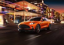   Aston Martin DBX707
