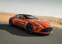   Aston Martin Vantage 2025