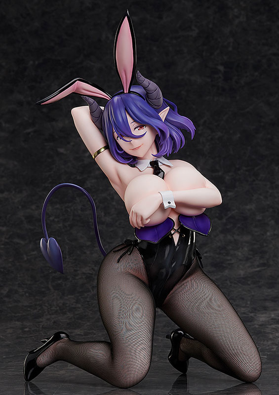 ������� Vermeil in Gold Vermeil Bunny Ver. 1/4 Complete Figure