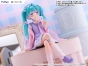������� TENITOL Hatsune Miku BIG Noodle Stopper Figure -Love Blazer-