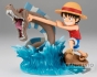  One Piece World Collectable Figure Monkey D. Luffy vs Local Sea Monster