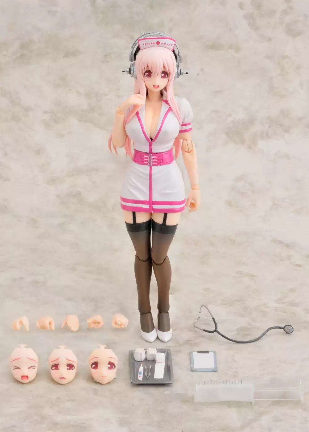 Купить Gutto-kuru Figure Collection 53 Super Sonico Super Sonico Nurse  Ver. с доставкой по России